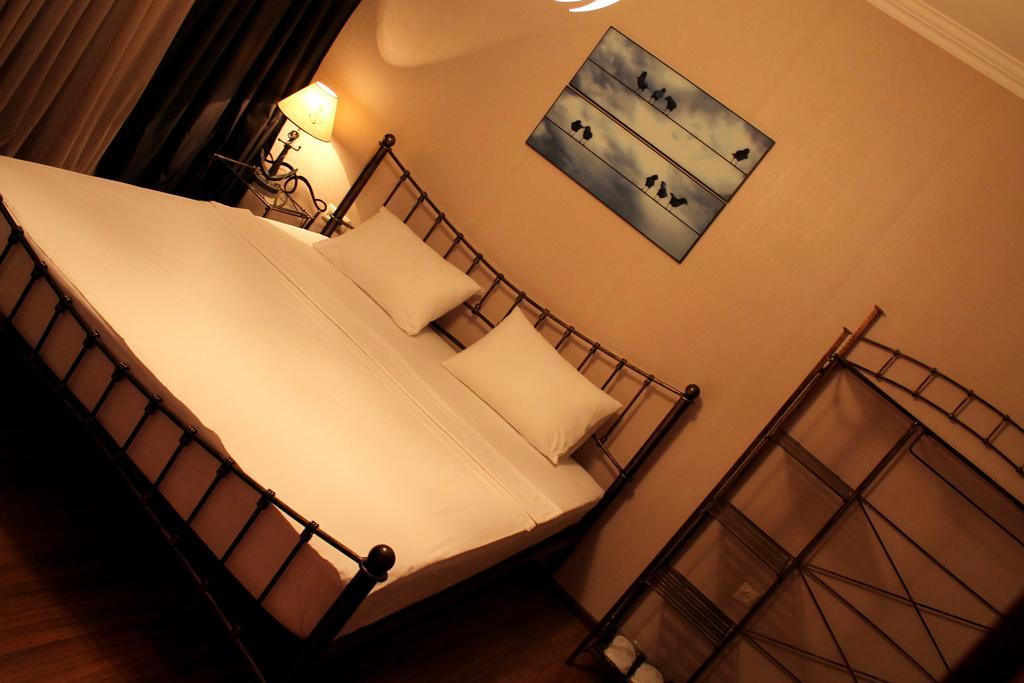 Royal Venezia Hotel Батумі Номер фото