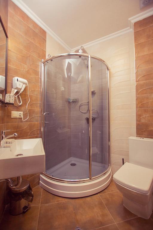 Royal Venezia Hotel Батумі Номер фото
