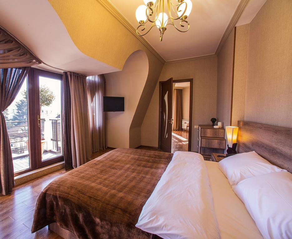 Royal Venezia Hotel Батумі Номер фото