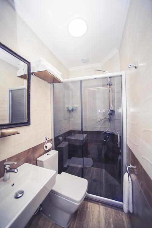 Royal Venezia Hotel Батумі Номер фото